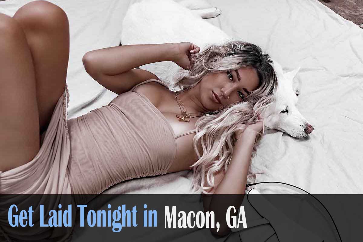get laid in Macon