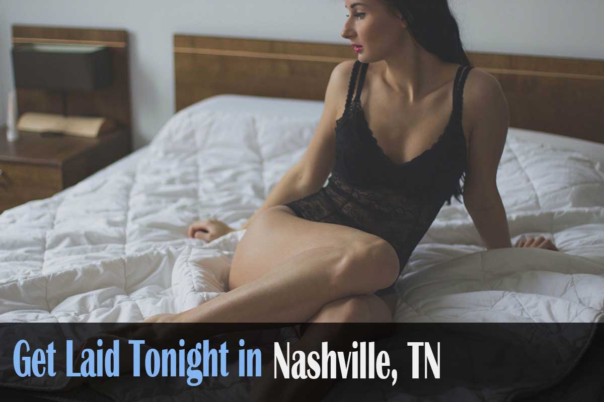 get laid in Nashville